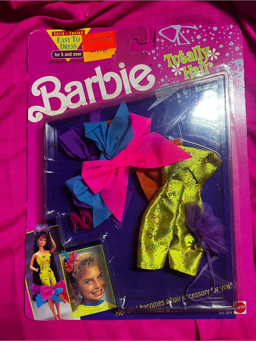 NRFB 1991 Mattel Barbie Totally Hair Fashions accessory set (Model #3823) Neon